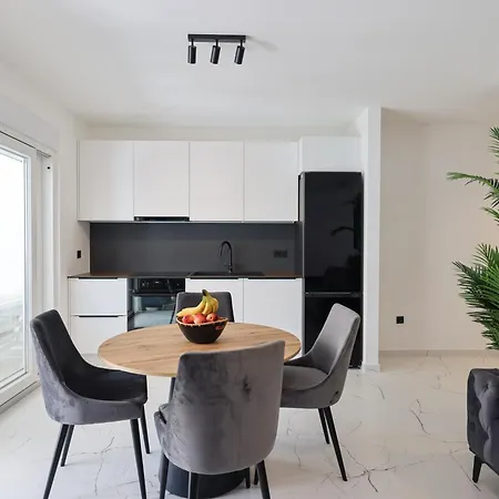 2 Bedroom Maris With Terrace Apartment Turanj